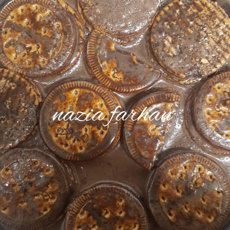 Chocodip Biscuit Cake