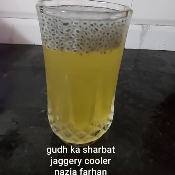 Gudh Ka Sharbat Jaggery Cooler