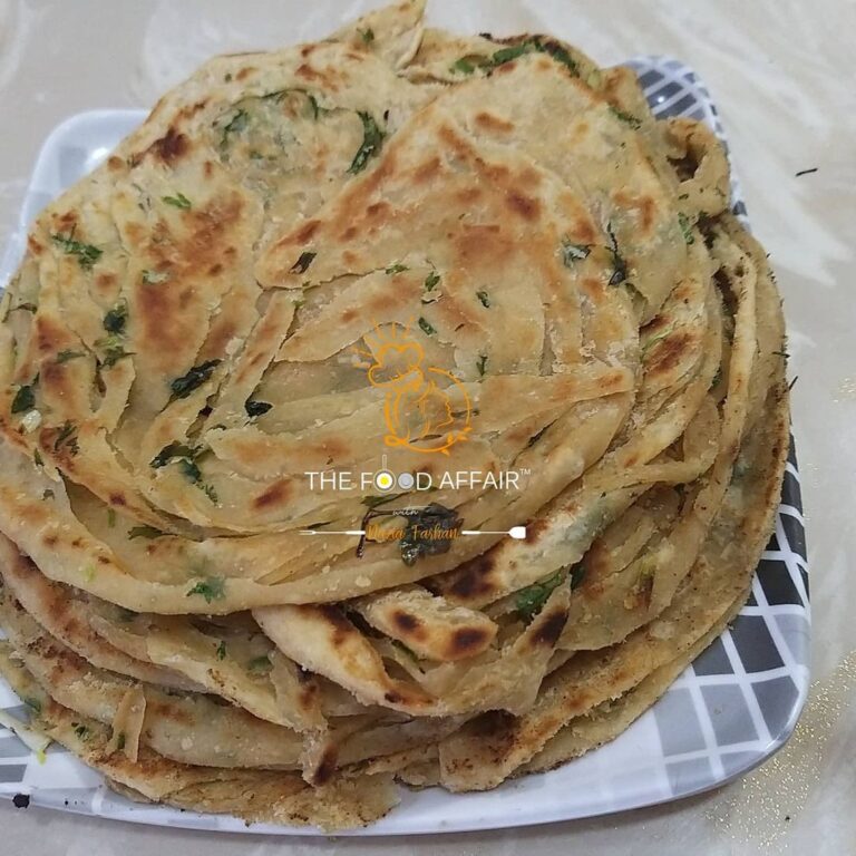 Garlic Lachcha Paratha