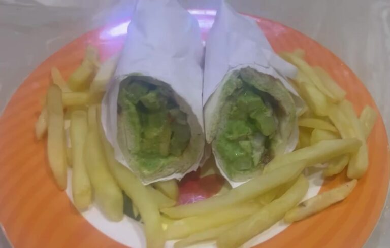 Zaffrani Chicken Wrap